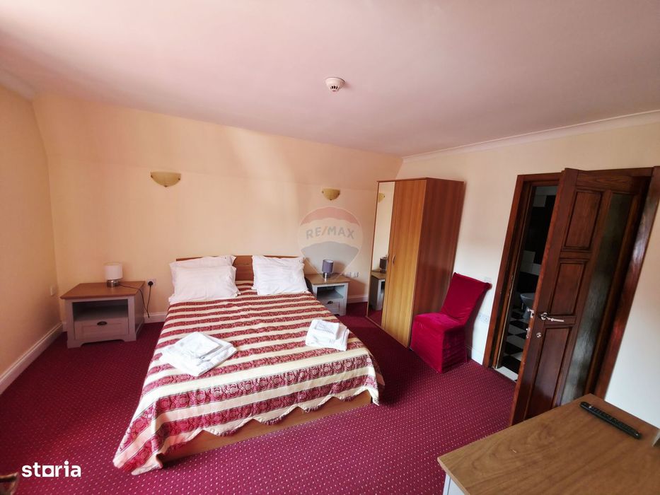Hotel / Pensiune cu 7 camere de vânzare