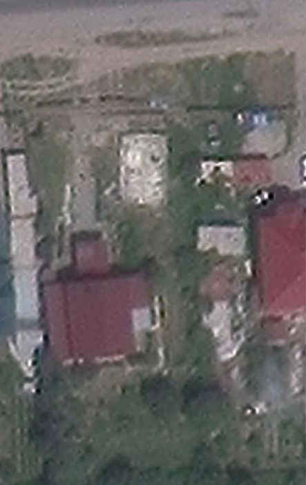 Участок вдоль тарасы