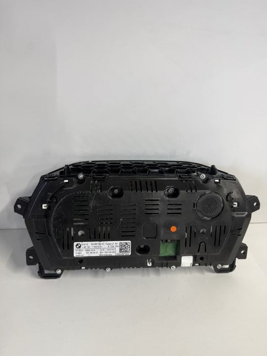 Bmw F40 F44 километраж бензин