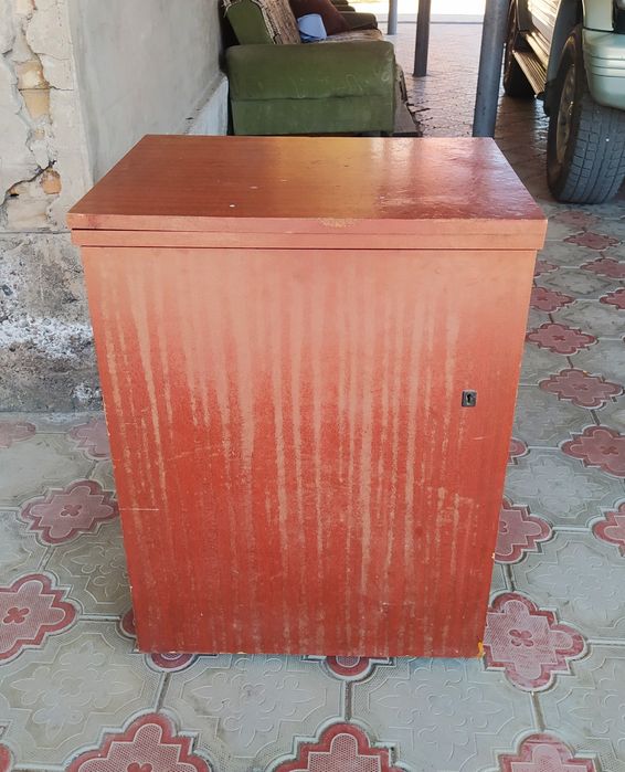 Продам швейную машину "Подольск 142"