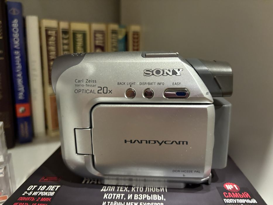 Видеокамера sony,фотоаппарат kodak