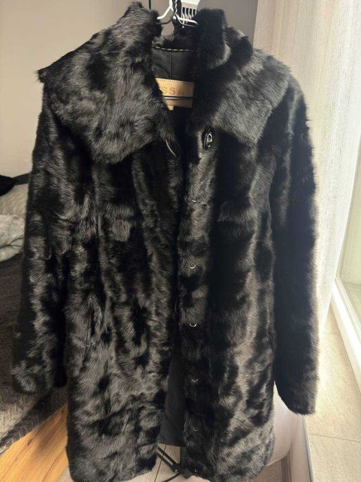 Продавам кожено палто от естествена норка