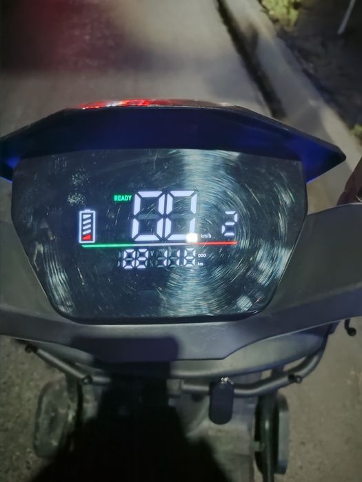 Elektro skuter Sponvay.