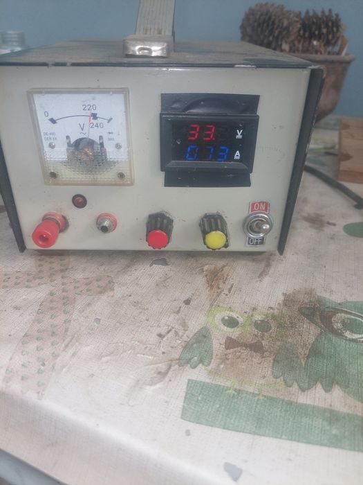 Sursa 33 volti. 8 amperi