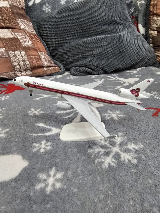 Macheta metalica avion 21 cm noua diferite modele