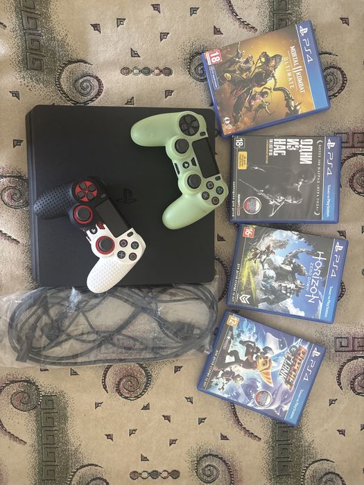 Продам Sony Ps4,б/у