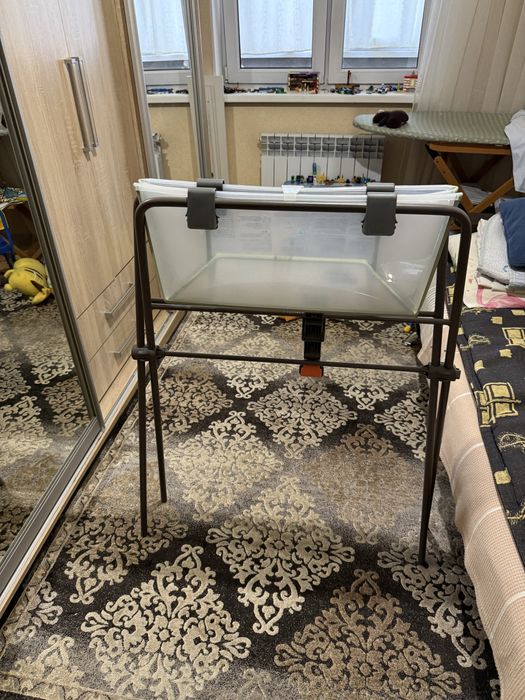 Продам ванночку от бренда stokke