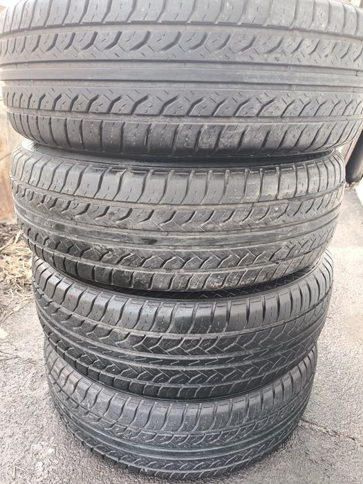 Продам резину R15