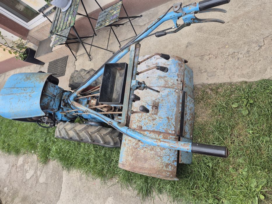 Motocultor nibbi, cu motor slanzi diesel