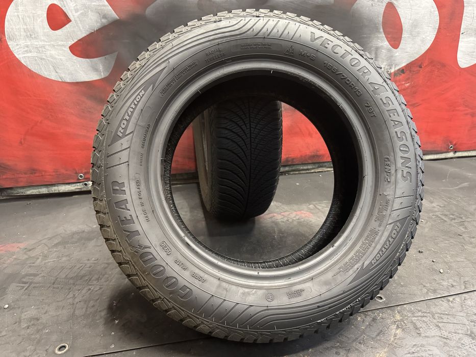 165 70 13, Всесезонни гуми, Goodyear Vector4Seasons, 2 броя