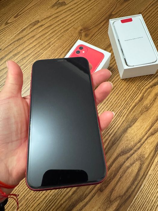 Vând urgent iPhone 11