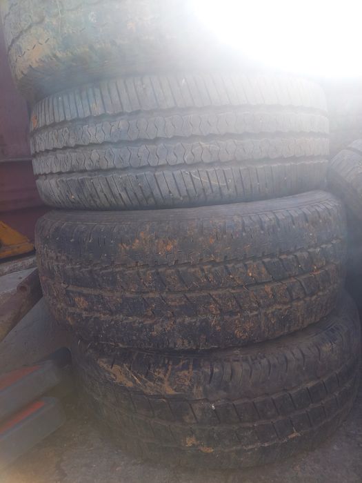 Anvelope 235/65R16C si 225/70R15C
