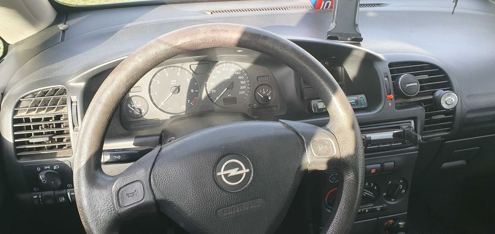 Опел Зафира газ бензин