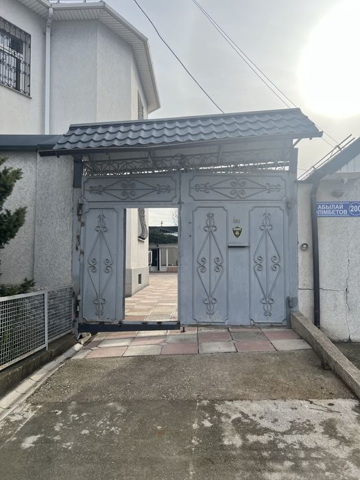 Ворота железные распашные