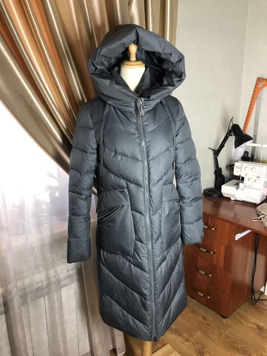 Продам женский пуховик