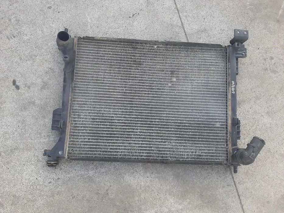 radiator apa   hyundai i20 1.2b