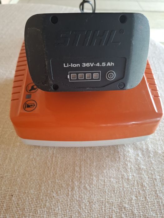 acumulator stihl 36 v