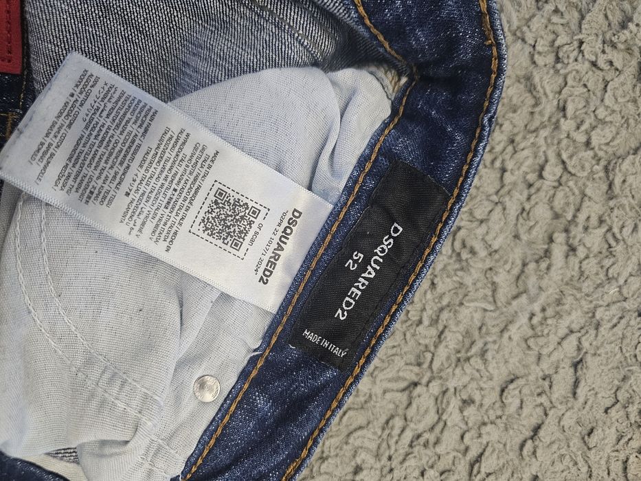 Blugi Dsquared2 distressed