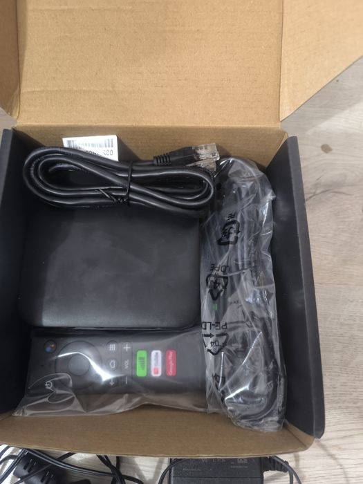 Tv box android chit complet (Smart tv)
