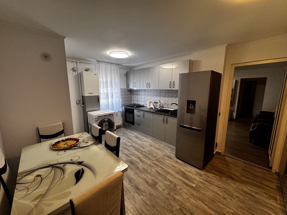 Apartament de inchiriat !