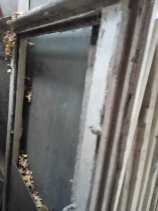 продам деревянные оконные рамы со стеклом