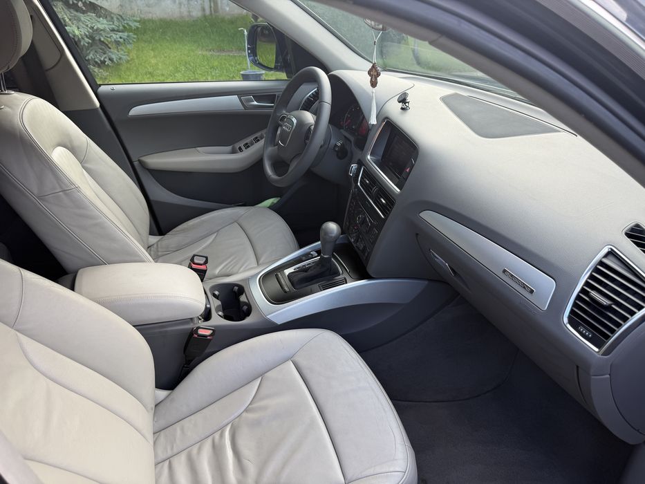 AUDI  Q 5 /2.0TDI-170 cp