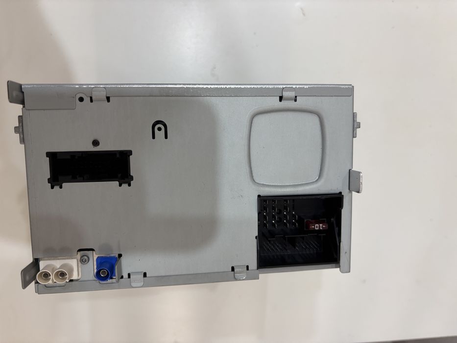 VW RNS315 Оригинална навигация  - България + ПОДАРЪК Bluetooth адаптер