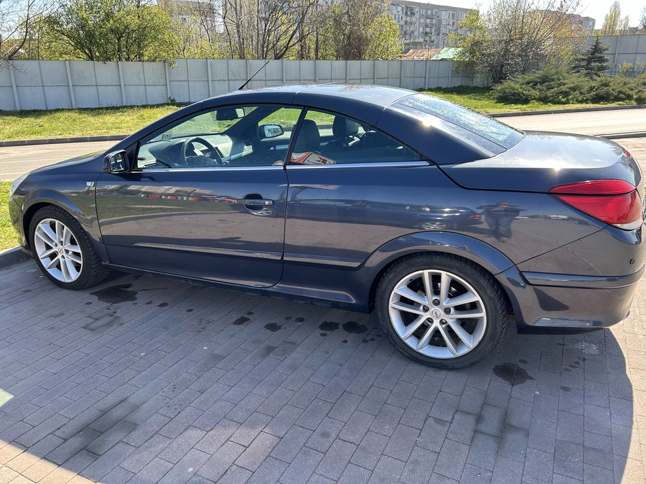 OPEL Astra 1.8i rwintop