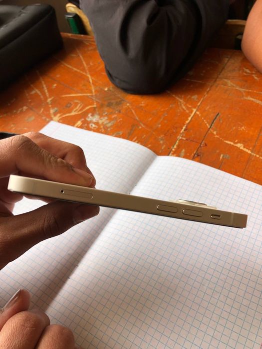 iphone 13mini sotiladi holadi ideal