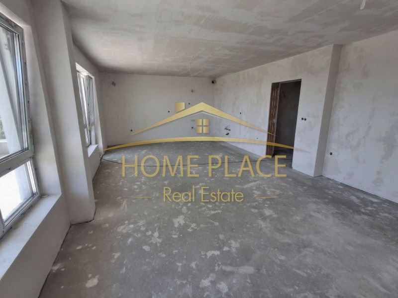 Продава се Тристаен апартамент в Варна, Бриз - 159 кв.м за 1931 €/кв.м - Снимка #7