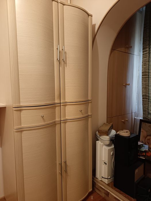 Продам модульный шифонер в спальню (4 модуля)