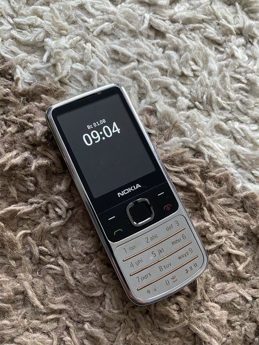 Сотовый телефон оригинал!