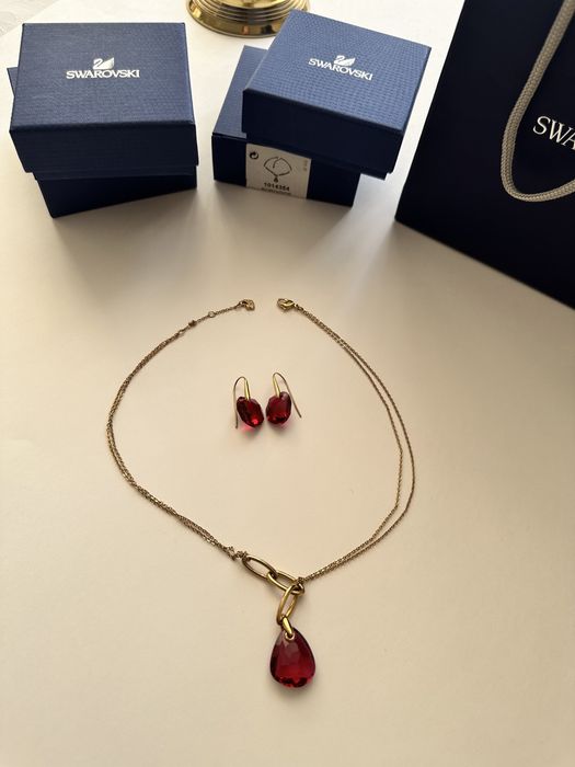Набор кулон и серьги Swarovski
