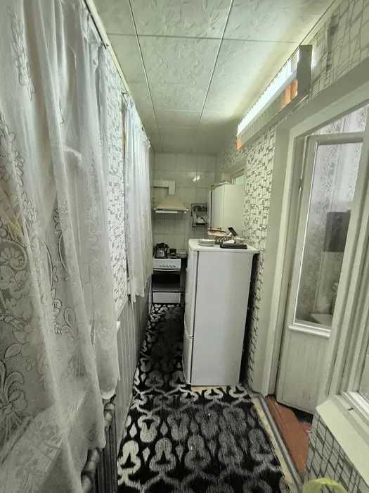 СРОЧНО 2 хонали 50м2 квартира сотилади