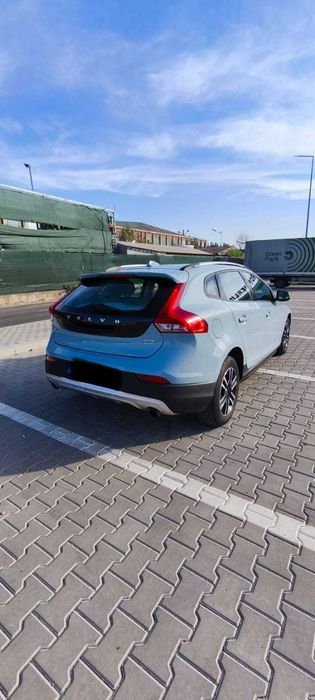 Volvo V40 cross country