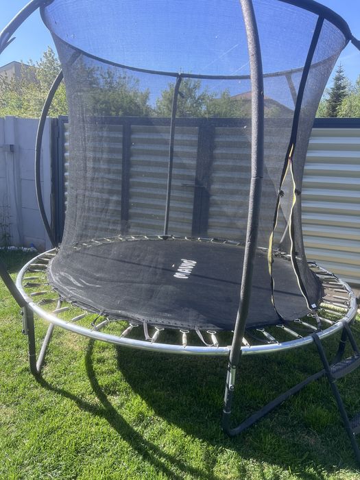 Trambulina adulti si copii