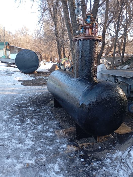 Продам ёмкость и годовую емкость