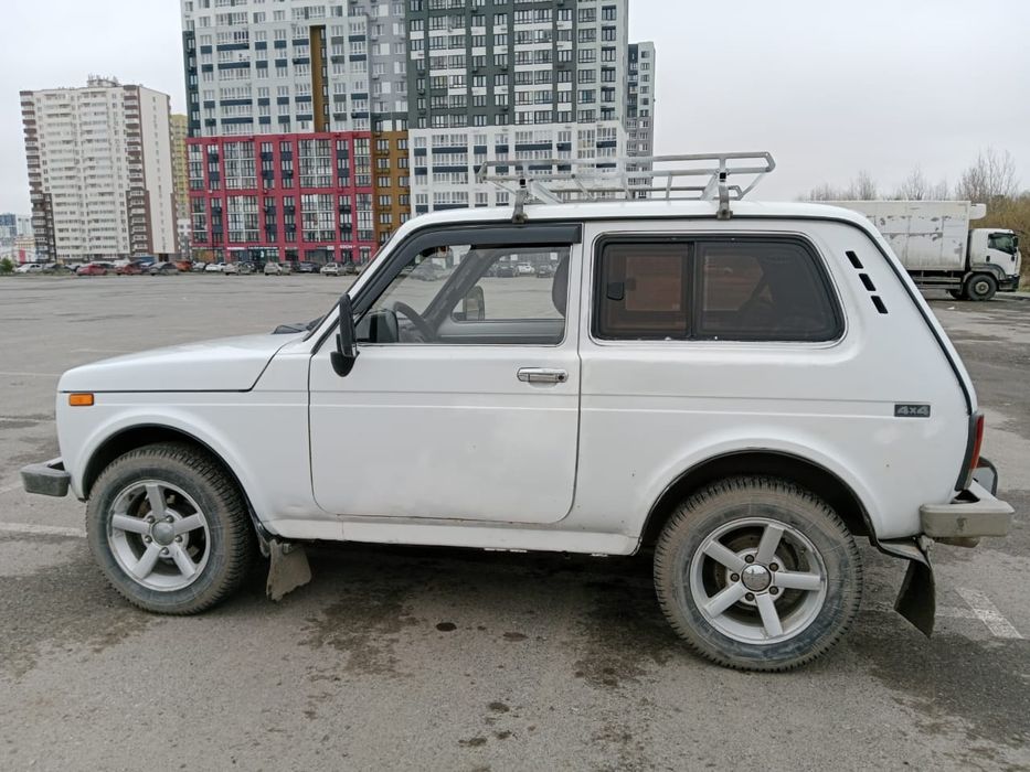 Продам автомобиль НИВА. Срочно!