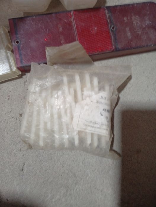 Запчасти от москвича и балоны2 штук от матиза