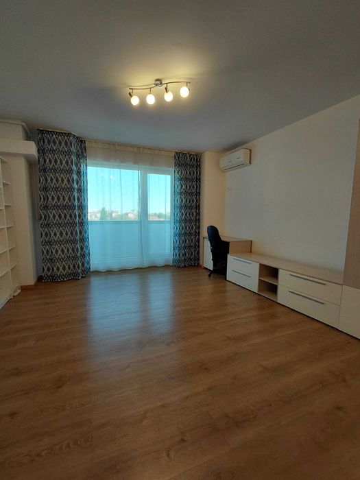 Proprietar: Vand Apartament 2 camere, 48 mp, balcon 10 mp, parcare subterană Calea Torontalului (Campeador, lângă Vox)