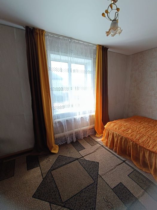 Продам просторный дом для большой семьи.