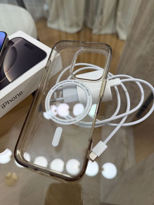 iPhone 16 pro 256GB Natural Titanium - Като н ов , EU version