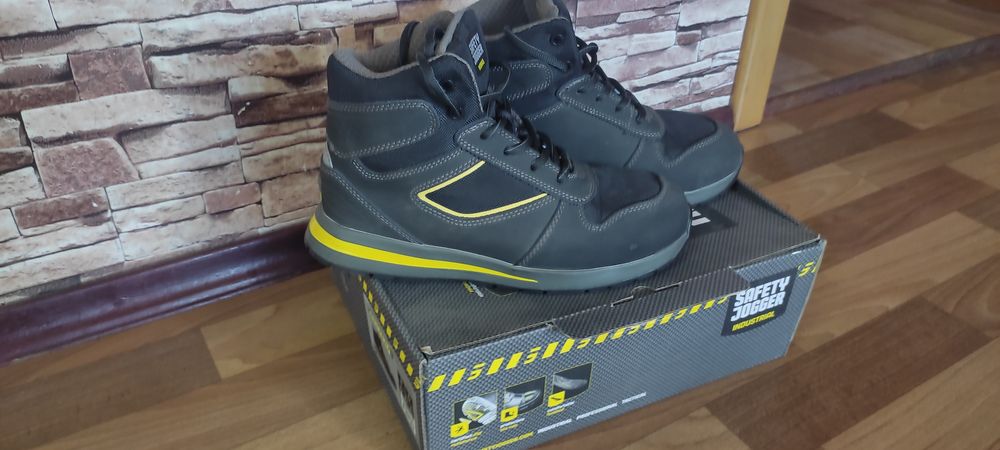 Рабочие ботинки  Китай