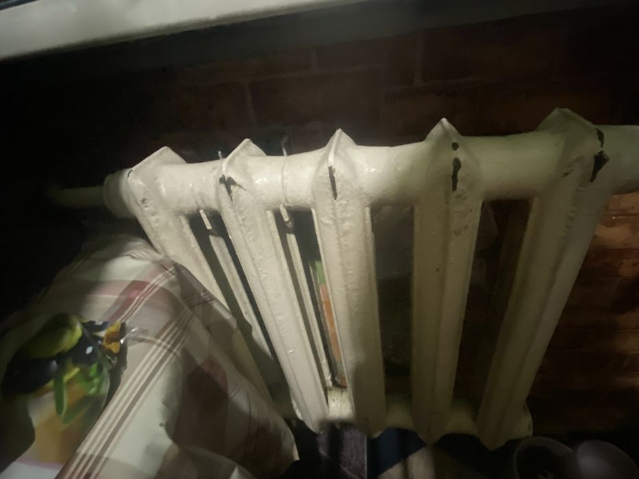 продам пластиковые окна и радиаторы