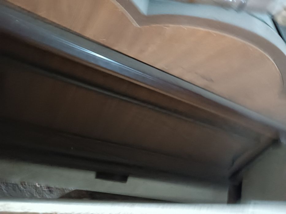 Спалний ва  шкаф сотилади