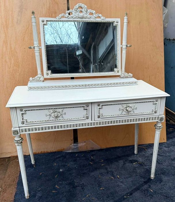 Comoda de machiaj cu oglinda Vintage stil Louis XV neoclasic francez