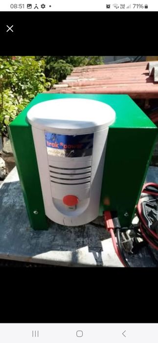 Vând incarcator liza electrica/stivuitor sau bobcat