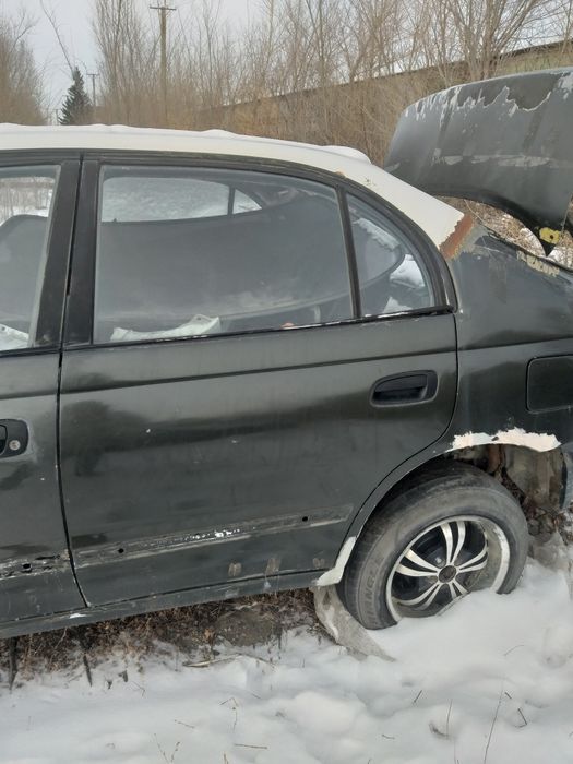 Продам двери с Карины Е 15 т.т