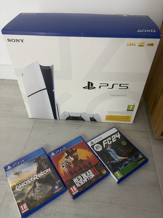 Playstation 5 1TB disc версия два джойстика и 3 игри