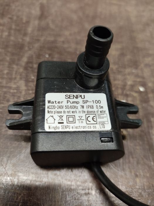 Водна помпа мини